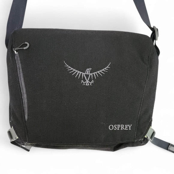 OSPREY Packs Beta Port Courier Bag - 732cu in (approx. 12L) capacity - Picture 2 of 16